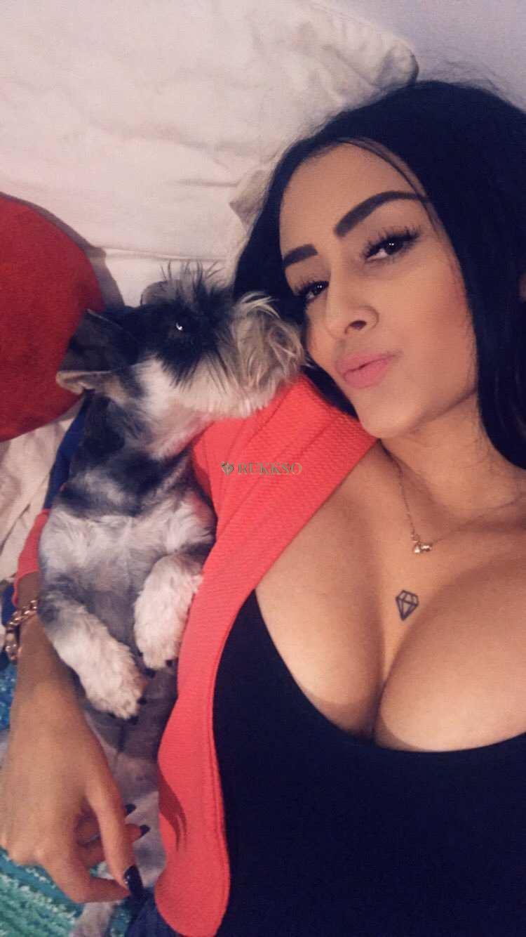 Riya Sharma – Independent Escort in Kullu