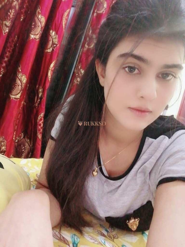 Neha Verma – Premium Call Girl in Kullu