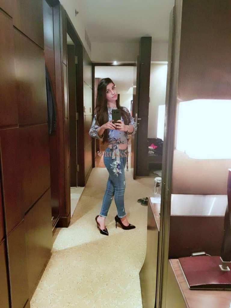 HIGH PROFILE ESCORTS RUSSIAN AND INDIAN BOTH ARE AVAILABLE
